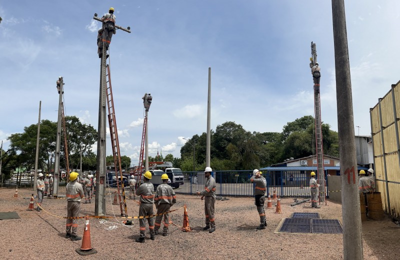 Concluída a formação de novos eletricistas para compor o efetivo Mercúrio